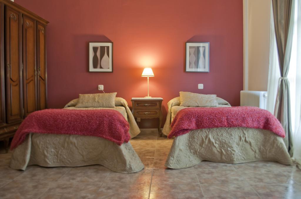 Apartamento Turistico La Ribera Del Marco Caces Chambre photo