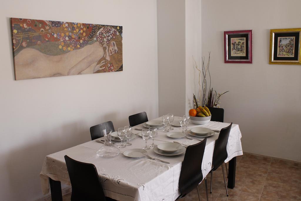 Apartamento Turistico La Ribera Del Marco Caces Chambre photo